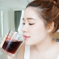 Review NINA : ยาสีฟันสำหรับผู้ที่รักการดื่มกาแฟและชาโดยเฉพาะ Sparkle Coffee & Tea Drinkers’ Whitening Toothpaste